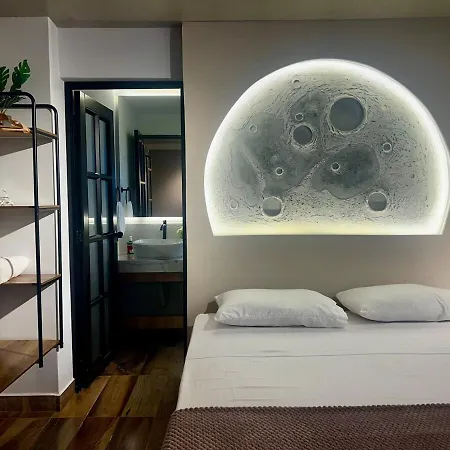 Fancy Lunar Near Old Town Apartamento *