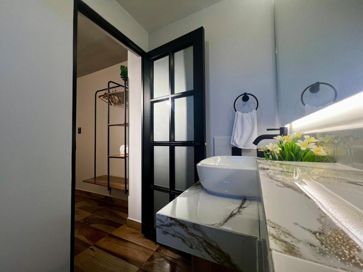 Fancy Lunar Near Old Town Cartagena